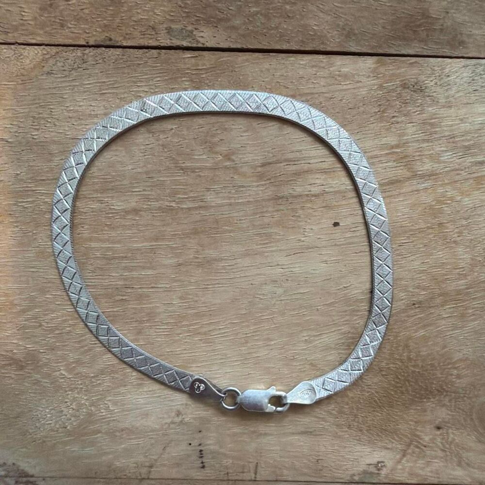 Unbranded Women's Silver and White Jewellery
